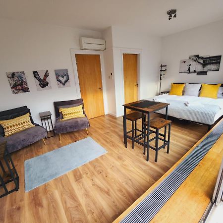 Top Floor Room In Baker St London Kültér fotó